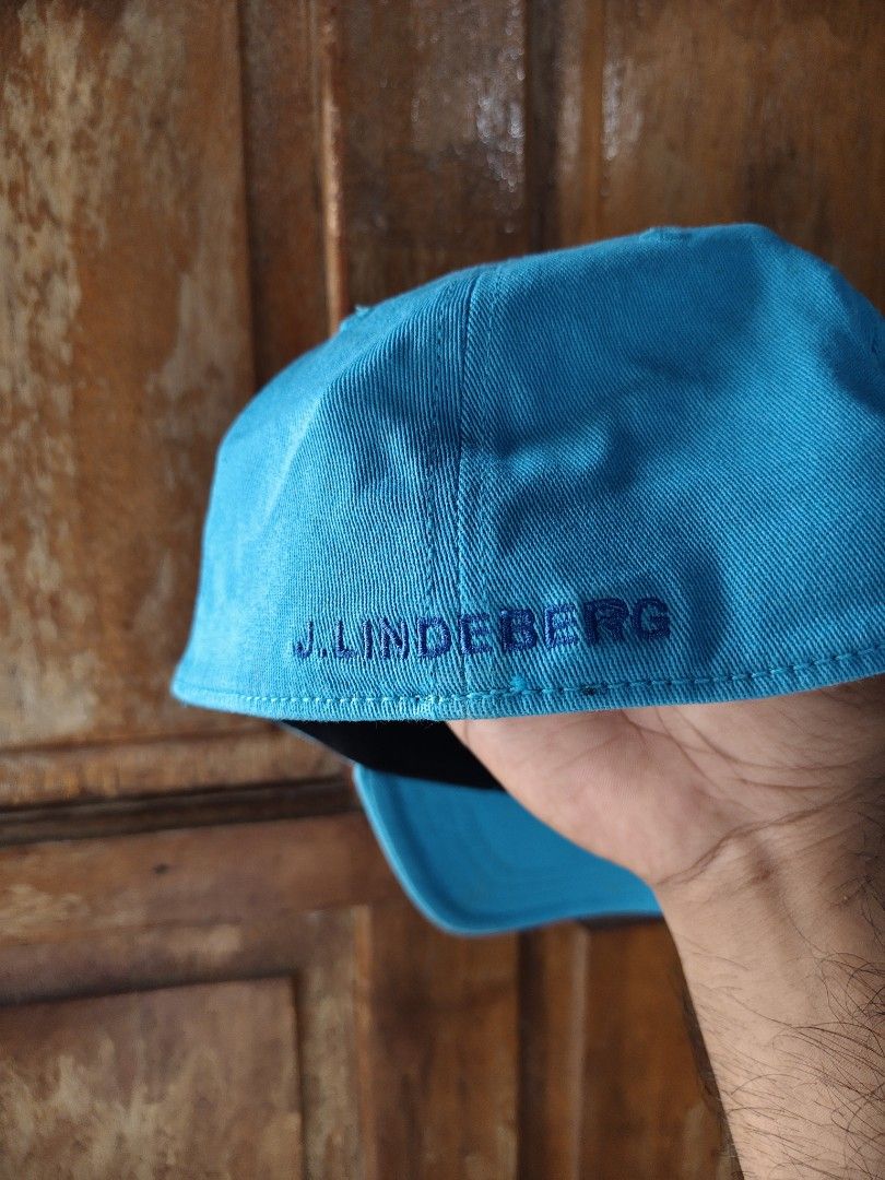 J. Lindeberg Close Cap (Category: Caps & Hats) located in Iloilo. Submitted by branded-boy0422_16 (Listing ID 1466564224, Image 2). Description: Size Large Fits 7 3/8 - 7 5/8 Good as new Need Washed only.