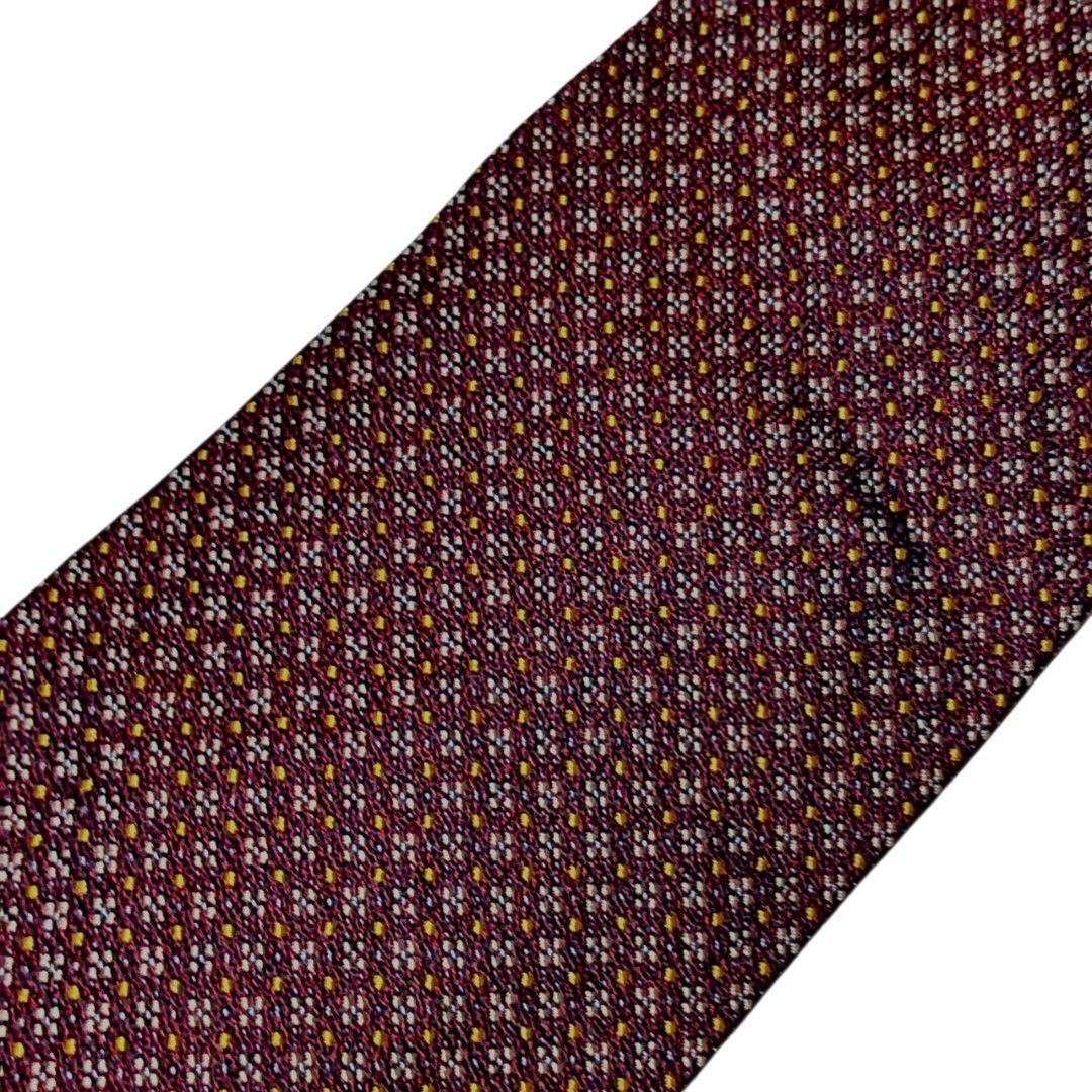 James Club Dark Red Gold Dot Micro Pattern Neck Tie (Category: Ties) located in Abucay. Submitted by gibzzz123 (Listing ID 1466646043, Image 3). Description: • All items are ON HAND and ready to be shipped/picked up. • Items are preloved/ukay, so please expect minimal signs of usage unless stated otherwise. • No major issues — good condition unless otherwise indicated in the listing. • Actual color may slightly vary due to lighting and screen set