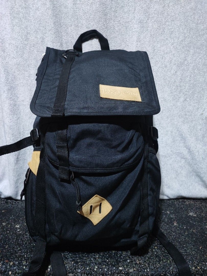 JanSport Hatchet Backpack (Category: Backpacks) located in Baguio. Submitted by ozara.06 (Listing ID 1466728120, Image 1). Description: Jansport Hatchet backpack Large size Slightly used Excellent condition Padded sleeve fits a 15" laptop 6,490 pa brandnew nya Selling for only 1300.