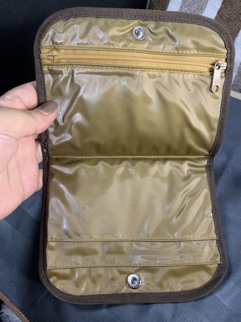 Japan cute wallet organizer purse (Category: Wallets & Card Holders) located in Cabanatuan. Submitted by mjluxxejapan (Listing ID 1466620025, Image 2). Description: Fixed price. Approx 6”x5” meas like new cond .maganda matibay quality .
