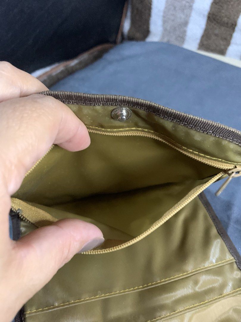 Japan cute wallet organizer purse (Category: Wallets & Card Holders) located in Cabanatuan. Submitted by mjluxxejapan (Listing ID 1466620025, Image 3). Description: Fixed price. Approx 6”x5” meas like new cond .maganda matibay quality .