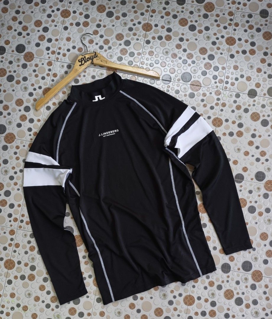 j.lindeberg Soft Compression (Category: Tshirts & Polo Shirts ) located in Manila. Submitted by chavez_lloyd (Listing ID 1466645748, Image 3). Description: J.Lindeberg Soft Compression size: L dim's: W'20 × L'28 good asnew no issue location negross occidental.