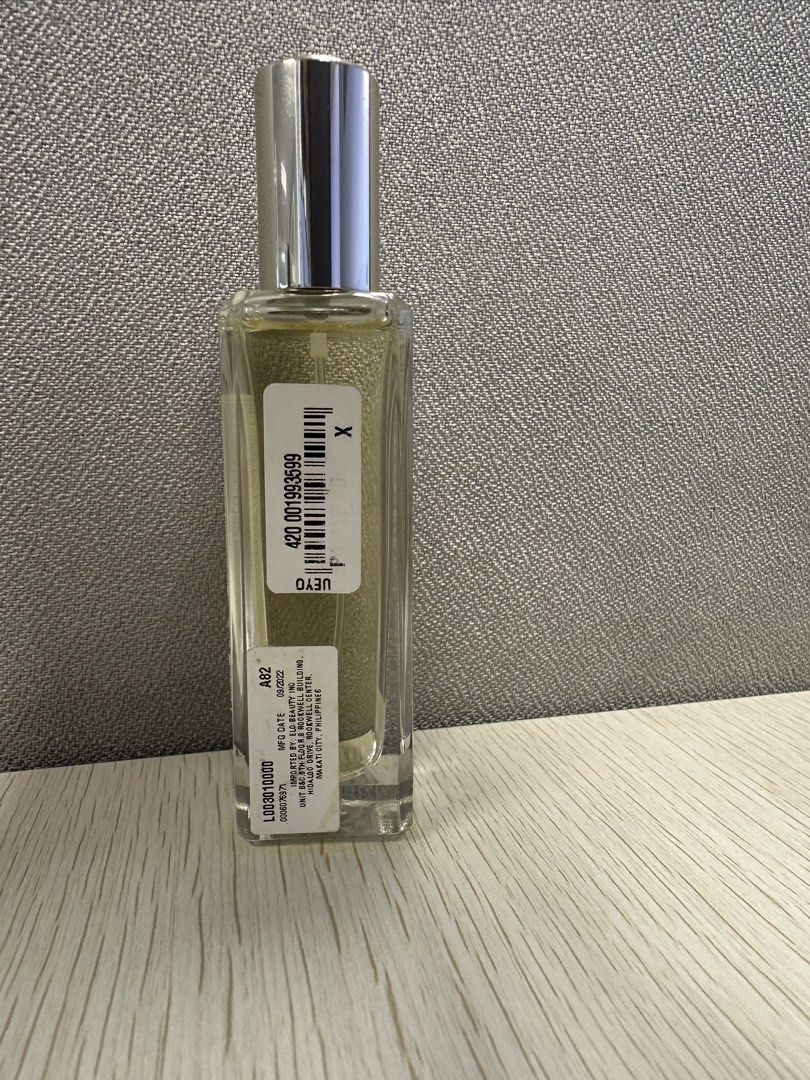 Jo Malone Lime Basil & Mandarin Cologne (Category: Fragrance & Deodorants) located in Cebu City. Submitted by zelletg (Listing ID 1466573151, Image 2). Description: Jo Malone Lime Basil & Mandarin Cologne – ₱3,000 Authentic Jo Malone Lime Basil & Mandarin Cologne 🍋🌿 * Blind buy, but unfortunately it didn’t work well with my skin chemistry. * Selling for ₱3,000 * No box * Please see photos for the actual bottle and juice level. * Small scratch o