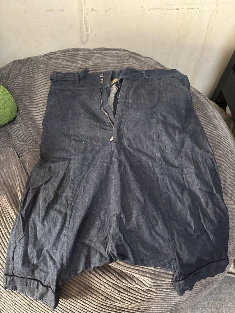 JOHN GALLIANO DENIM SHORT (Category: Other Audio Equipment) located in Angeles City. Submitted by migs_font29 (Listing ID 1466771992, Image 1). Description: .