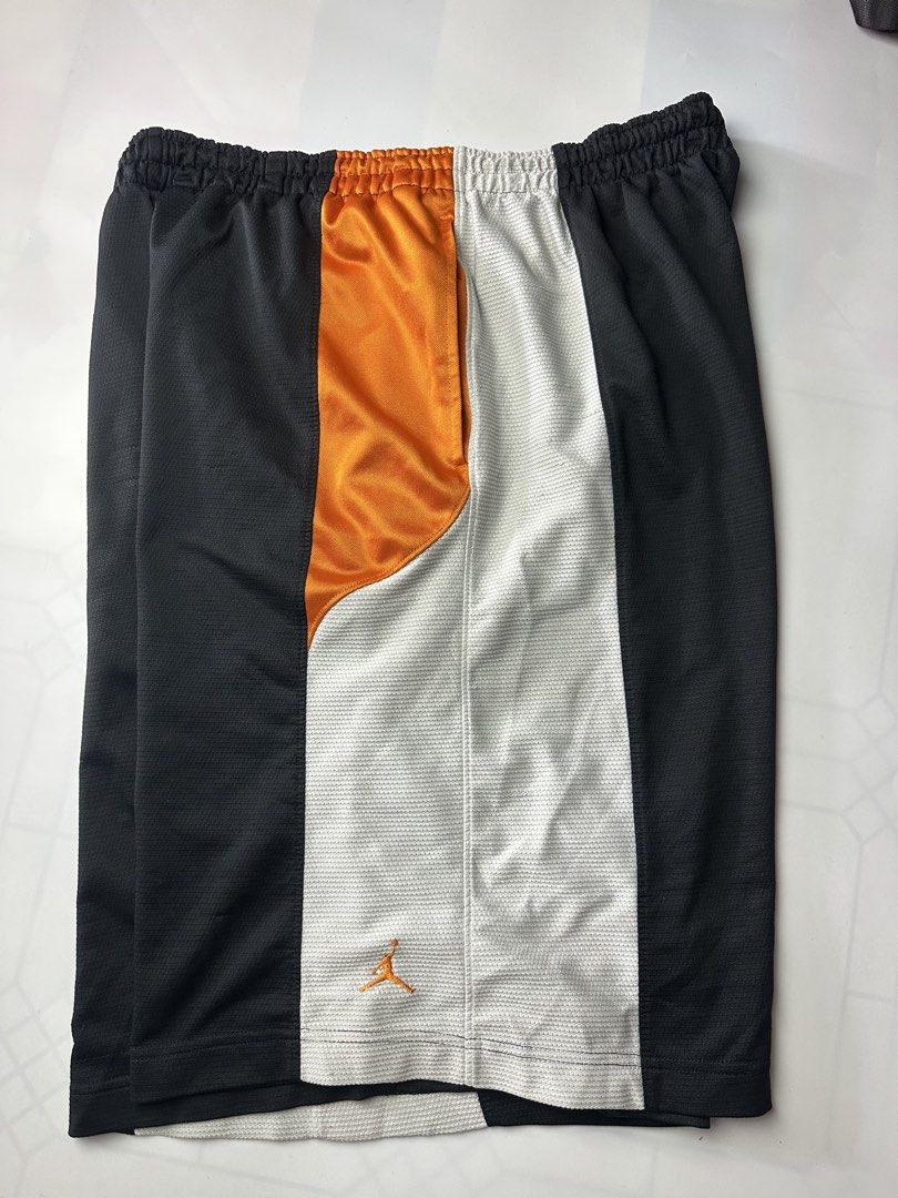 Jordan (Category: Shorts) located in Orani. Submitted by ajgav69 (Listing ID 1466594329, Image 2). Description: Jordan Size large 32-40 waistline 24 length Excllent condition.