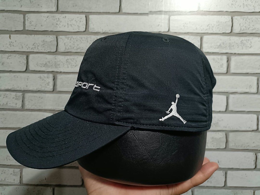 Jordan Cap (Category: Activewear) located in Cagayan de Oro. Submitted by rayuki39 (Listing ID 1466770456, Image 1). Description: .