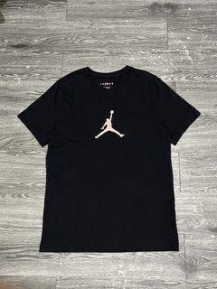(Category: ) located in . Submitted by upstylethrift (Listing ID 1466650522, Image 1). Description: .