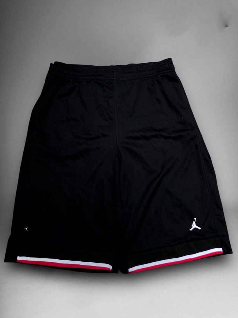 jordan short (Category: Shorts) located in Caloocan City. Submitted by -recycle_world. (Listing ID 1466729826, Image 1). Description: size xl adult LASPIÑAS LOC PM IF INTERESTED .