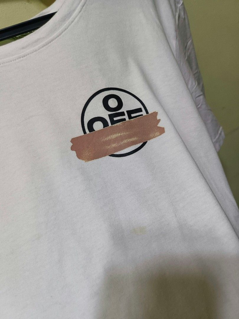 Jordan x off white aspack (Category: Tshirts & Polo Shirts ) located in Baguio. Submitted by vault62 (Listing ID 1466666870, Image 3). Description: 250 for 2 shirt aspack both med.