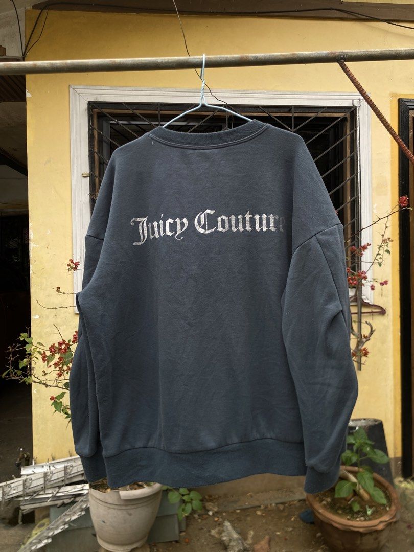 Juicy Couture Sweat Shirt (Category: Coats, Jackets and Outerwear) located in Cotabato. Submitted by chaowie (Listing ID 1466664254, Image 1). Description: Excellent condition need lng padanan ng lints remover dahil Na stock sa Cabinet 😓.