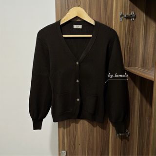 (Kategori: ) berada di . Dikirim oleh by_lamelo (ID iklan 1464465788, Gambar 1). Deskripsi: .