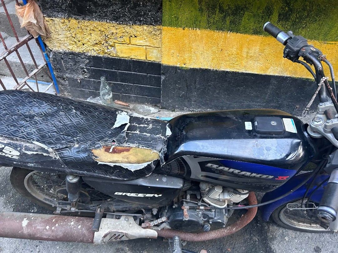 kawasaki barako 2020 (Category: Looking For) located in Manila. Submitted by engeng25 (Listing ID 1466579410, Image 3). Description: barako 2020 legit owner last register 2024 issue nasa picture na at pundi ilaw s likod good condition papaandarin nlng good for services en business.