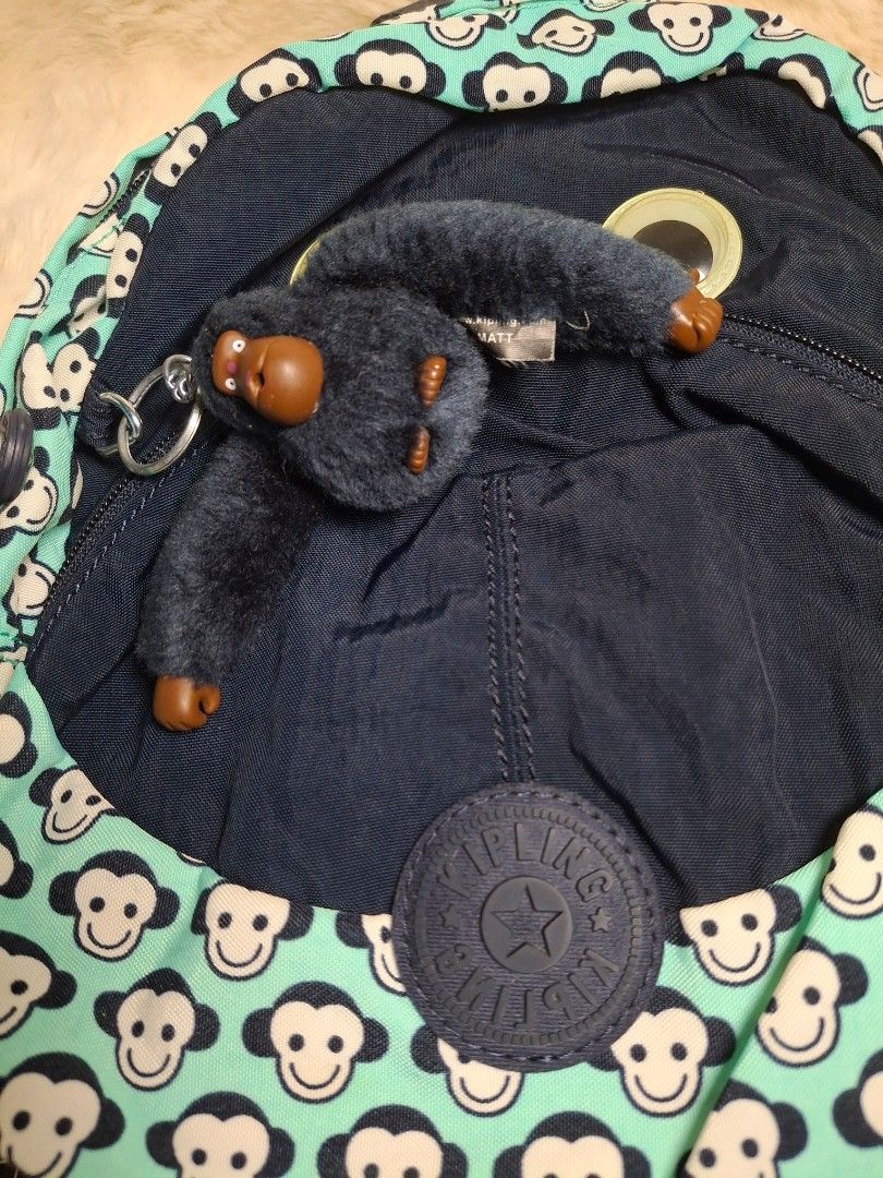 Kipling Faster mini bag pack (Category: Backpacks) located in Rizal. Submitted by emskititay (Listing ID 1466686004, Image 3). Description: Kipling Faster Mini absgpack ₱1400 ●Mini bagpack ●with monkey ●10/10 color condition ●Color toddle monkey ●H 11 cm x L 8 cm x W 7.5 cm ●Excellent condition Location: Taytay Rizal 💼Rfs Decluttering my kipling collections.