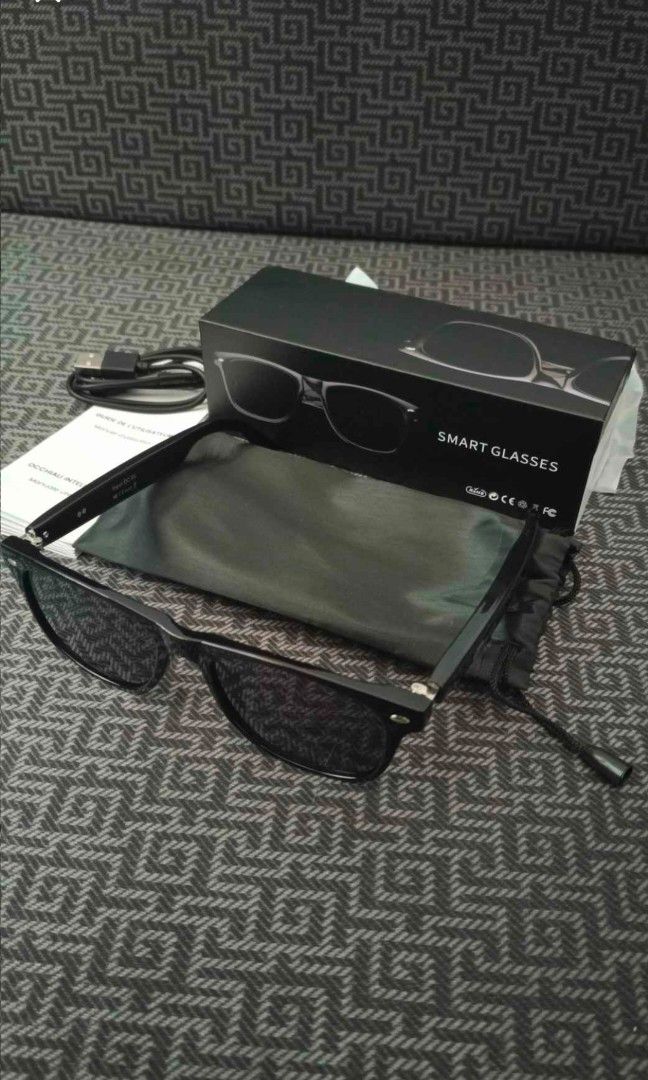 KiTBEEZ Smart Sunglasses (Category: Other Gadgets) located in Makati City. Submitted by maymay829 (Listing ID 1466600737, Image 1). Description: KiTBEEZ Smart Sunglasses AF-1 Bluetooth 5.0 Wireless Calling & Music Wearable Headset What’s included: • Kitbeez Bluetooth Sunglasses • Original charging cable • Original box/packaging Specifications • Model: KiTBEEZ AF-1 Smart Sunglasses • Connectivity: Bluetooth 5.0 (range around 12 meters / 40 feet) •