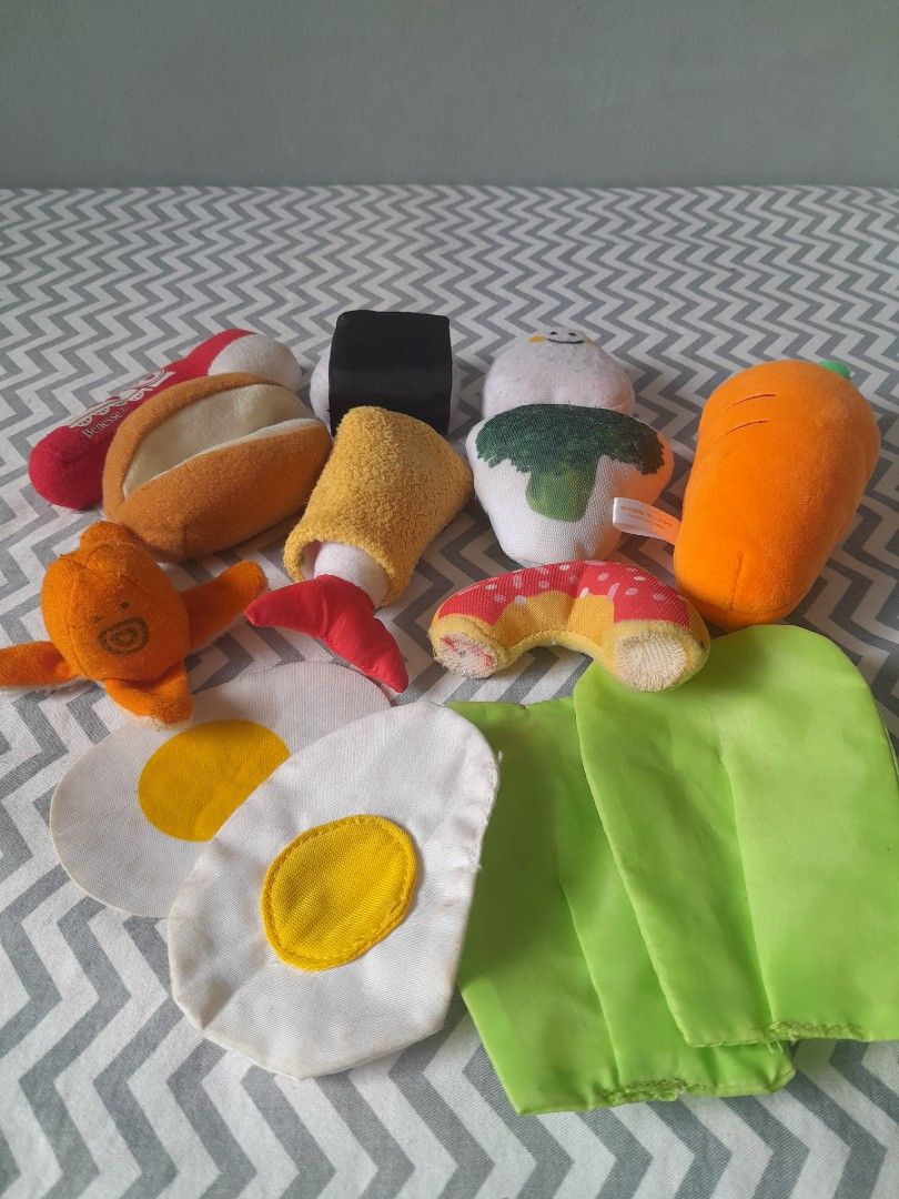 Kitchen Toys (Category: Plushies & Soft Toys) located in Pasig City. Submitted by three.babybears (Listing ID 1466584432, Image 2). Description: needs cleaning.