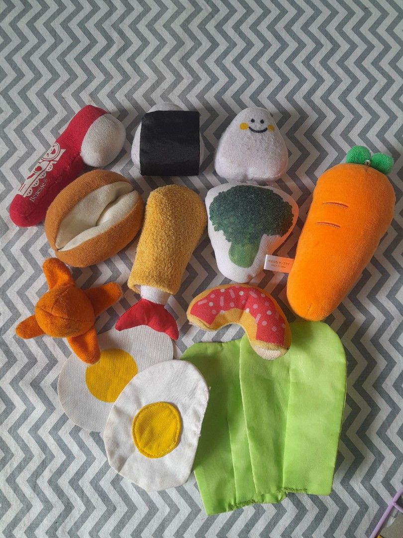 Kitchen Toys (Category: Plushies & Soft Toys) located in Pasig City. Submitted by three.babybears (Listing ID 1466584432, Image 1). Description: needs cleaning.