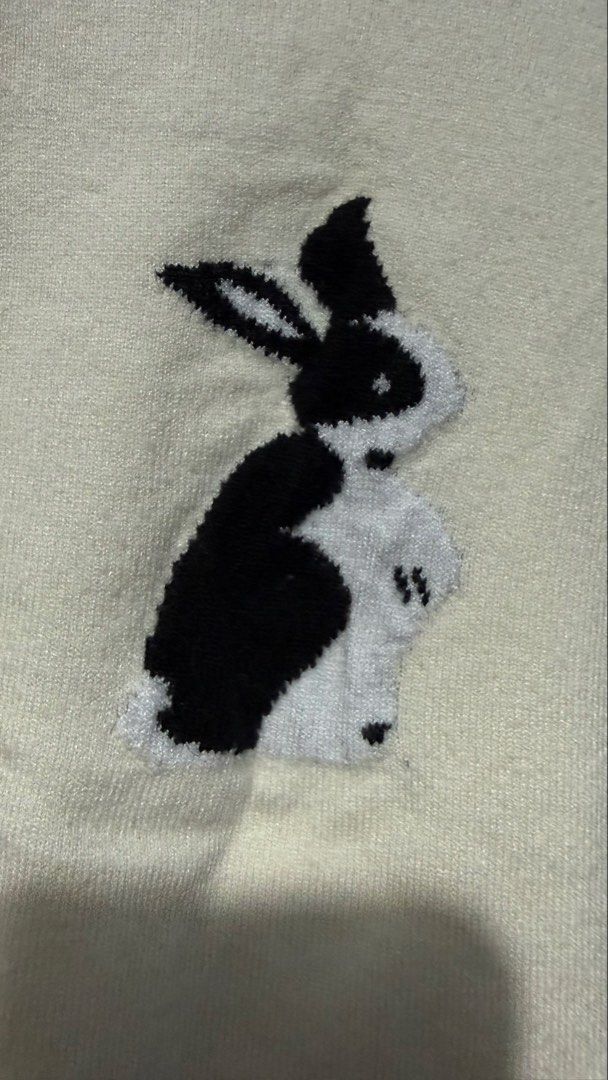 Knitted Bunny Semi Crop Top (Category: Shirts) located in Quezon City. Submitted by dinesaur (Listing ID 1466741322, Image 2). Description: Up to large.