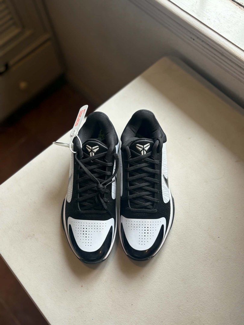 KOBE 5 (Category: Sneakers) located in Bocaue. Submitted by cassybara (Listing ID 1466616516, Image 3). Description: Kobe 5 “Panda” Size US 8 | EUR 41 MAX BATCH Price: 1,999.