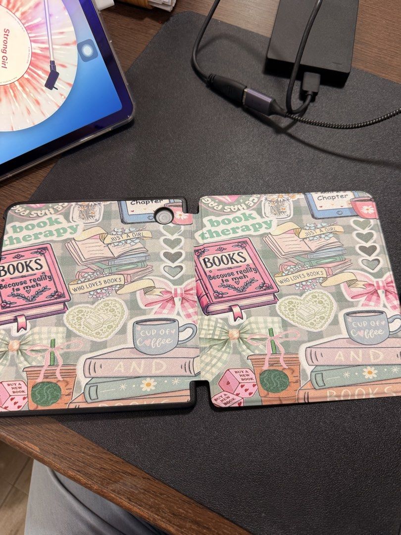 KOBO LIBRA COLOUR CASE (Category: Cases & Sleeves) located in Tagaytay City. Submitted by emm1489 (Listing ID 1466715573, Image 3). Description: For KOBO LIBRA COLOUR BRAND NEW CASE ONLY.