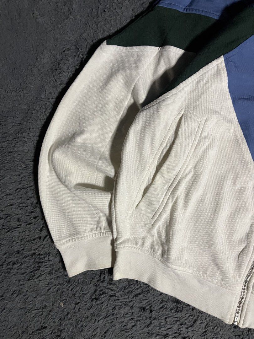Lacoste (Category: Formal Shirts) located in Aurora. Submitted by dl.thrift06 (Listing ID 1466770003, Image 3). Description: Ganda nito🔥 Excellent condition 9.9/10 color rate Issue: ❌ Size on tag: small Waist: 20.5 Length: 26.5 👕Need Wash 📦Buyers will shoulder shipping fee. 📸Product color may slightly vary due to lighting during photoshoot or to your monitor settings. ⚠️Joy/flaker will be posted! ⚠️No deleting comments… more.