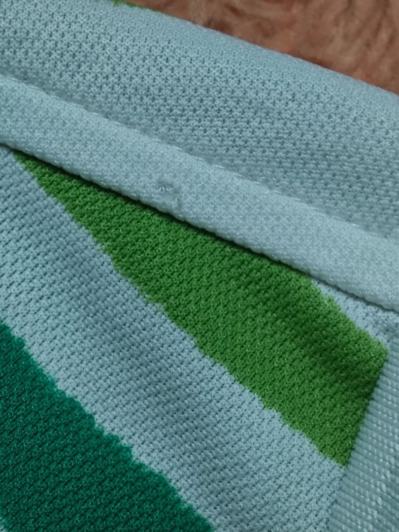LACOSTE KIDS POLO STRIPED (Category: Babies & Kids Fashion) located in Imus. Submitted by eykc01 (Listing ID 1466683209, Image 3). Description: EUC-LIKE NEW 8-10YO FLAW-PLS SWIPE LEFT FOR REFERENCE.