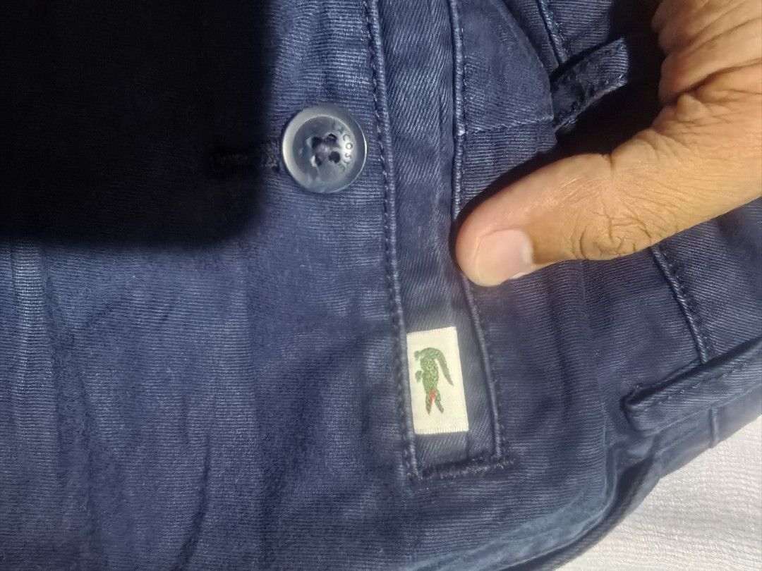 Lacoste walking short (Category: Shorts) located in Vinzons. Submitted by khasanche43622 (Listing ID 1466715262, Image 3). Description: Excellent condition No issue Waist-30 W-18.5.