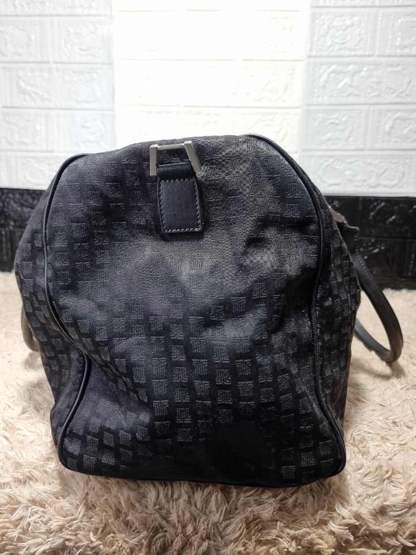 Lanvin Travel Bag (Category: Luxury Bags & Wallets) located in Bugallon. Submitted by preloverelove07 (Listing ID 1466719879, Image 2). Description: Authentic Lanvin Travel Bag Pangasinan free shipping issue no sling Large spacious.