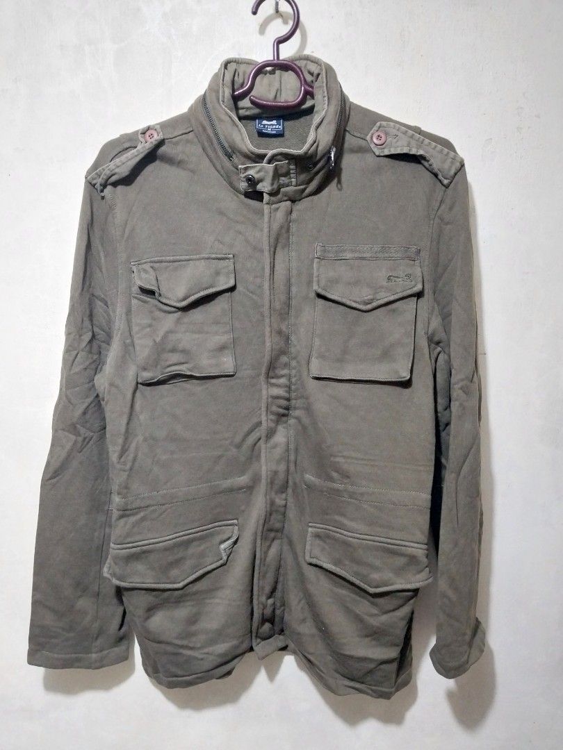Le tigre Green Cargo Utility Jacket with Hood (Category: Coats, Jackets and Outerwear) located in Manila. Submitted by PrinceDani.Clothing (Listing ID 1466731664, Image 1). Description: le tigre army green hoodie jacket Medium 21in width 28in length excellent condition .
