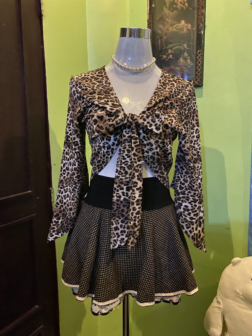 Leopard Bolero (Category: Others Tops) located in Mandaue City. Submitted by zhi_lune (Listing ID 1466692227, Image 1). Description: .