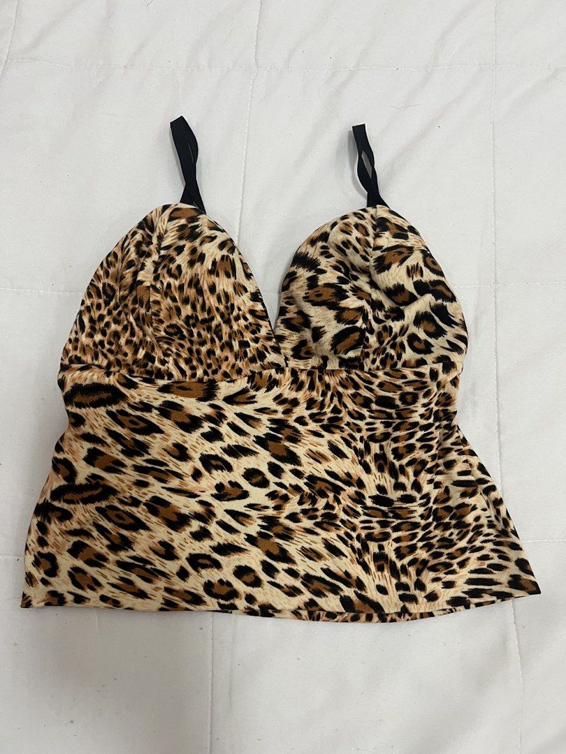 Leopard Print Cami Top with Black Straps (Category: Sleeveless) located in Dasmarinas. Submitted by klaresyy (Listing ID 1466671994, Image 1). Description: never worn outside, nasukat lang..
