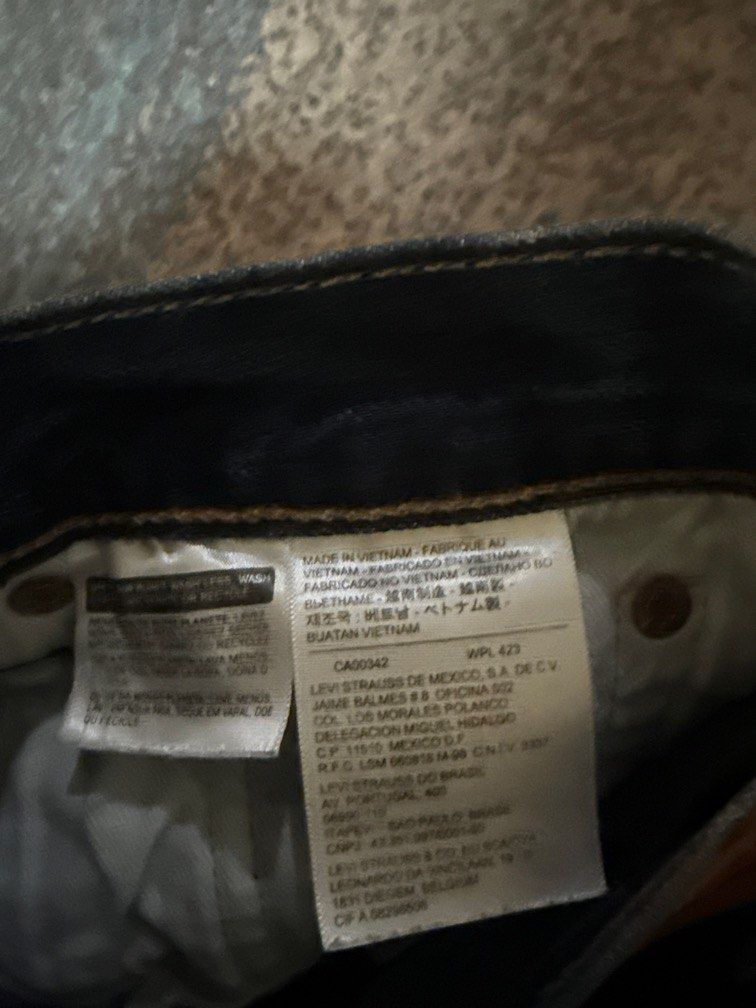 LEVI'S 501 JEANS (Category: Jeans) located in Angeles City. Submitted by migs_font29 (Listing ID 1466770619, Image 3). Description: nice.