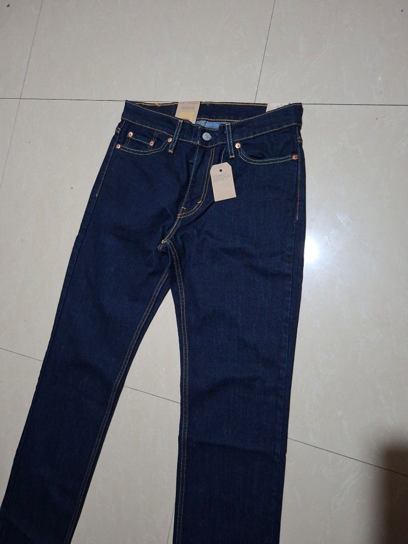 Levis 511 30x32 (Category: Jeans) located in Butuan. Submitted by ziggyzizzla (Listing ID 1466679885, Image 1). Description: ✅️ FOR SALE ✅️ ◼️BRAND NEW ◼️ ◼️LEVIS 511 30x32◼️ ◼️STRETCHABLE ◼️ 📍Size 29-31 📍Thigh 11 📍Hem 7 📍Length 42 📍Color rate 10//10 📍Excellent Condition DISCLAIMER: 𝗜𝗻𝗱𝗲𝗽𝗲𝗻𝗱𝗲𝗻𝘁 𝗮𝗻𝗱 𝗻𝗼𝗻-𝗮𝗳𝗳𝗶𝗹𝗶𝗮𝘁𝗲𝗱 𝗼𝗿 𝗮𝘀𝘀𝗼𝗰𝗶𝗮𝘁𝗲𝗱 𝘄𝗶𝘁𝗵 𝘁𝗵𝗲 𝗯𝗿𝗮𝗻𝗱/𝘀 𝗵𝗲𝗿𝗲𝗶𝗻 𝗽𝗼𝘀𝘁𝗲𝗱. 𝗔𝗹𝗹 𝗰𝗼𝗽𝘆𝗿𝗶