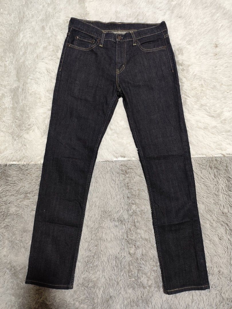 Levis 511 Waterless W30 L32 (Category: Jeans) located in Compostela. Submitted by fashiondeamar (Listing ID 1466564899, Image 2). Description: Levis 511 Waterless W30 L32 Actual W30-31 L40 Hem 7.
