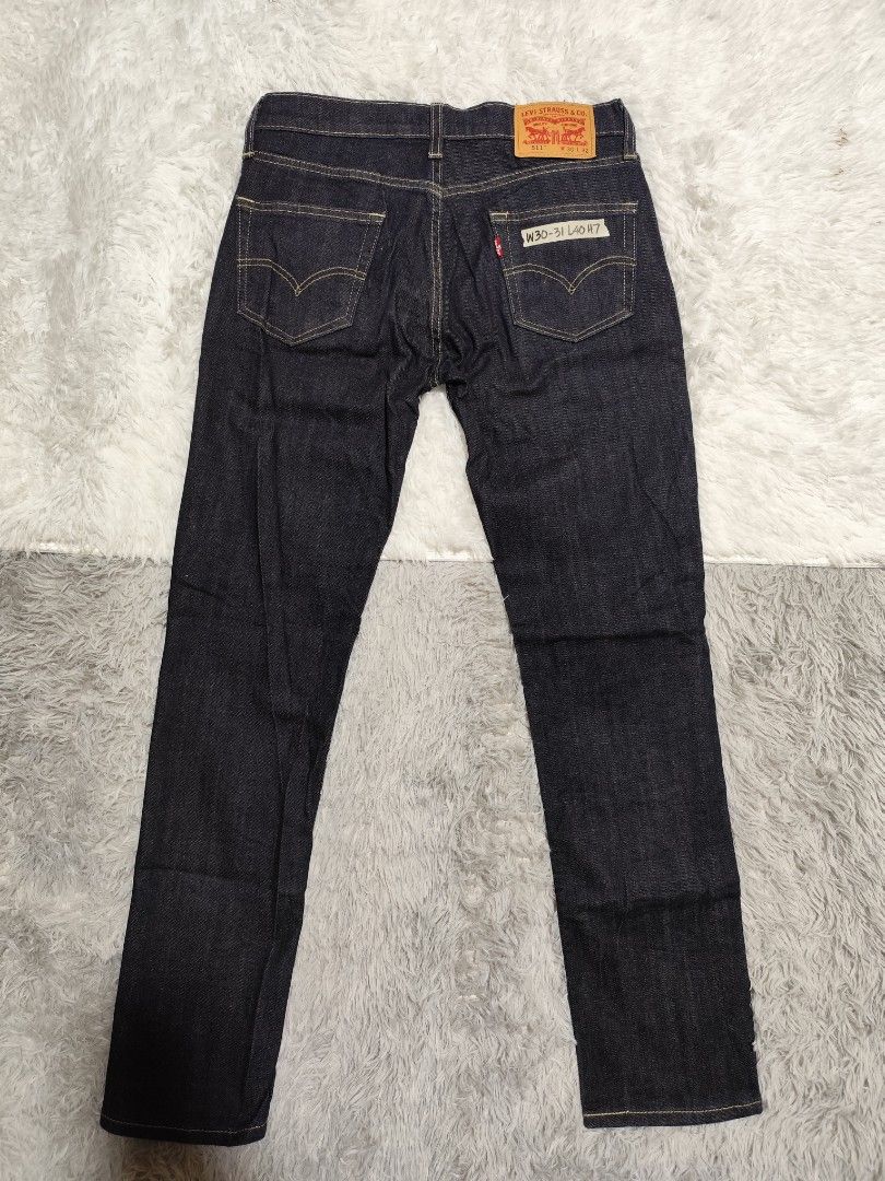 Levis 511 Waterless W30 L32 (Category: Jeans) located in Compostela. Submitted by fashiondeamar (Listing ID 1466564899, Image 1). Description: Levis 511 Waterless W30 L32 Actual W30-31 L40 Hem 7.