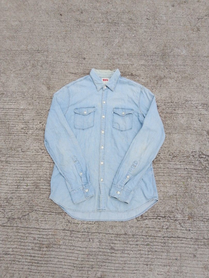 LEVIS LONG SLEEVE LIGHT BLUE (Category: Longsleeves) located in Naga. Submitted by choythrift (Listing ID 1466734264, Image 1). Description: LEVIS LONG SLEEVE LIGHT BLUE Condition: 9/10 Color rate: 9/10 Plus shipping fee J and t , flash express /drop off urban chicc Meet up around Naga city and Magarao Location: Naga City, Bicol Direct Message 💌.