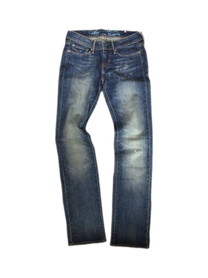 Levi's Slight Curve — Straight Leg Red Tab (Category: Jeans) located in Binangonan. Submitted by ininnep (Listing ID 1466764287, Image 1). Description: Brand: Levi's (Levi Strauss & Co.) Item Details: • Style: Levi's Slight Curve — Straight Leg • Size: W25 L32 (25 waist, 32 length) • Origin: Made in Indonesia • Color: Dark blue wash with subtle fading/distressing • Features: Classic Levi's leather patch, red tab, signature arcuate stitching on ba