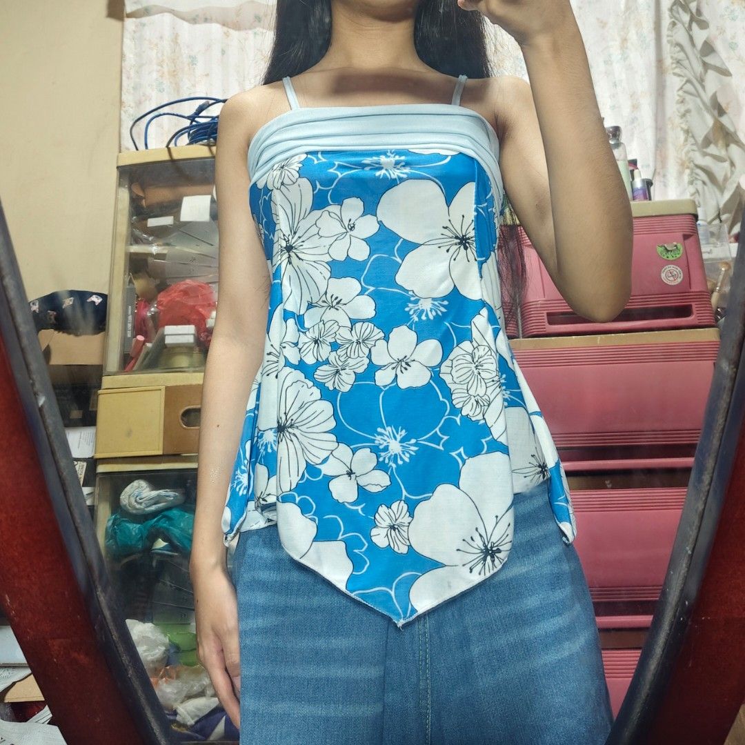 light blue floral Y2K tankini top (Category: Sleeveless) located in Bulacan. Submitted by angel.decluttersx (Listing ID 1466301446, Image 2). Description: s-m ww provided (I'm small bodyframe for reference) stretchable satin fabric material no issue.