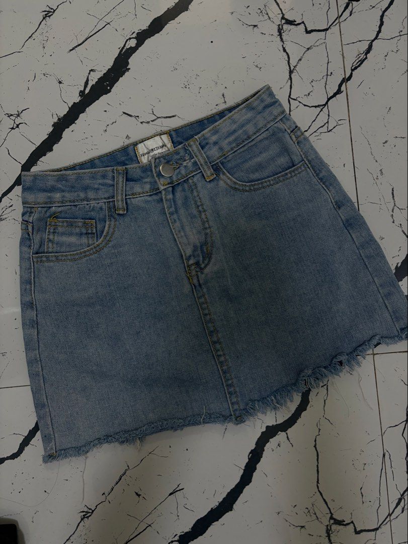 Light Washed Denim Skirt (Category: Skirts) located in Manila. Submitted by eclaiire (Listing ID 1466588010, Image 3). Description: Xs-Small No flaws Great Material .