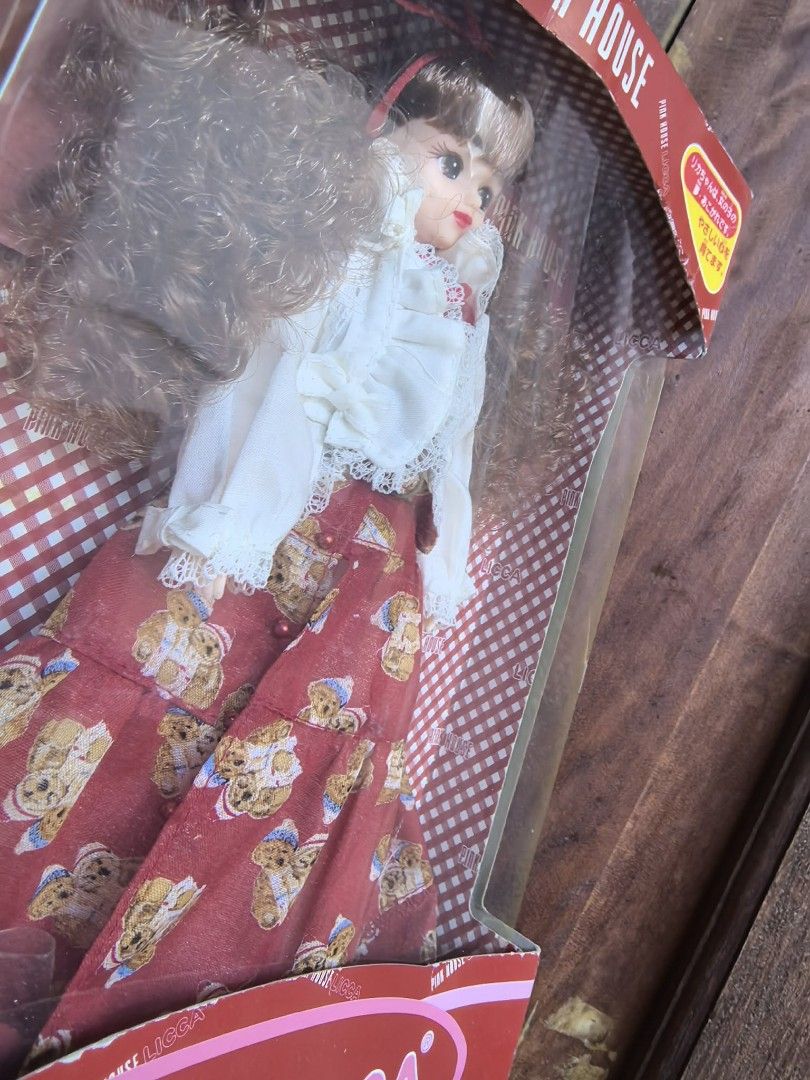 LIMITED PINK HOUSE LICCA-CHAN DOLL (Category: Kids Toys) located in Makati City. Submitted by xianjao (Listing ID 1466768521, Image 3). Description: Condition: NRFB Box not in perfect condition as with scratches/blemishes as shown acetate is detached but still w/ complete inclusions & doll is pristine. Item is on hand all issues/condition are declared at best manage your expectations not for sensitive buyers pay as you mine/will hold the item for
