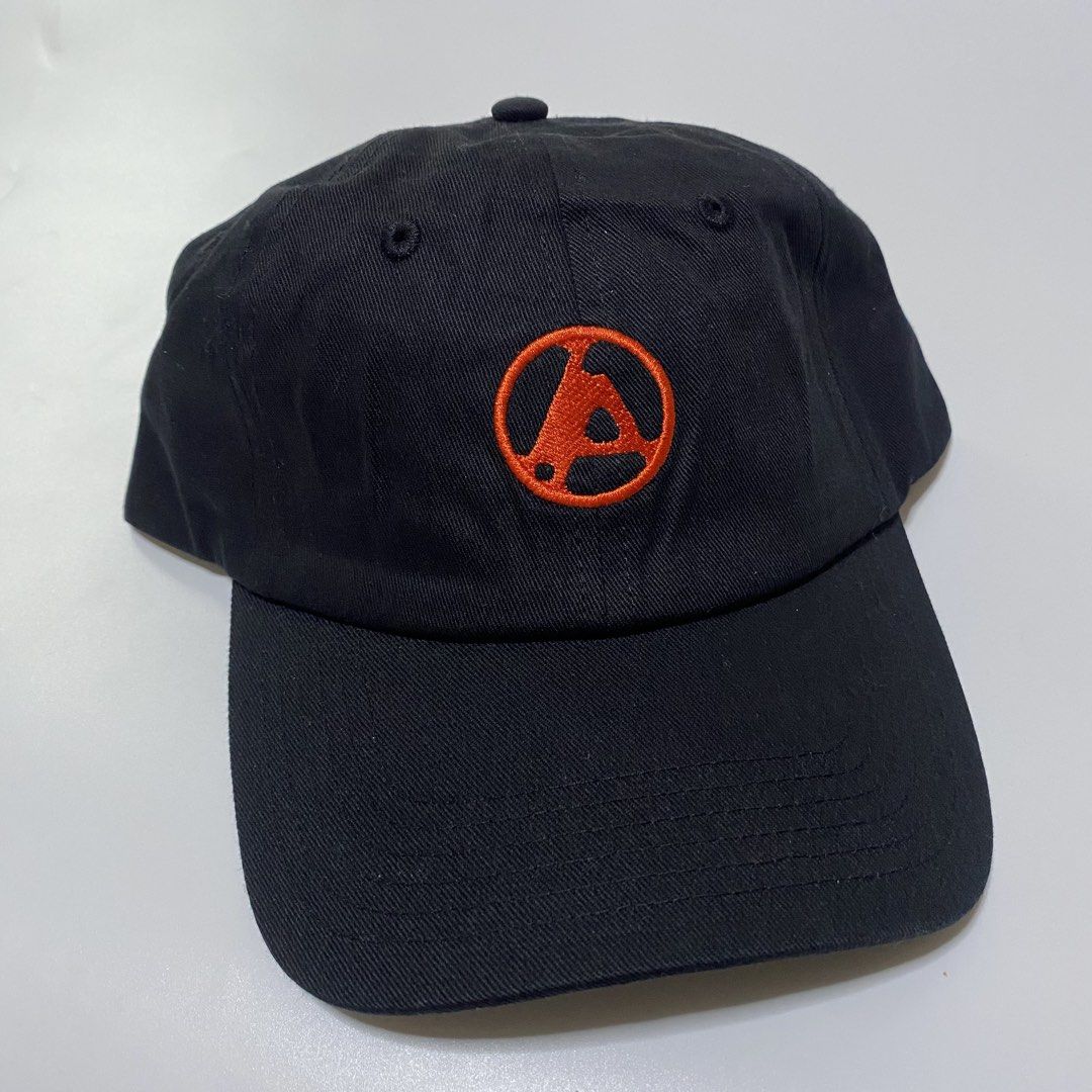 linkin park cap (Category: Caps & Hats) located in Quezon City. Submitted by hatlocker (Listing ID 1466665045, Image 1). Description: 900 shipped dm.
