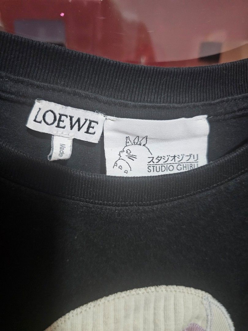 Loewe black shirt (Category: Tshirts & Polo Shirts ) located in Angeles City. Submitted by kodachi10 (Listing ID 1466698158, Image 2). Description: in good condition fits medium to xl.