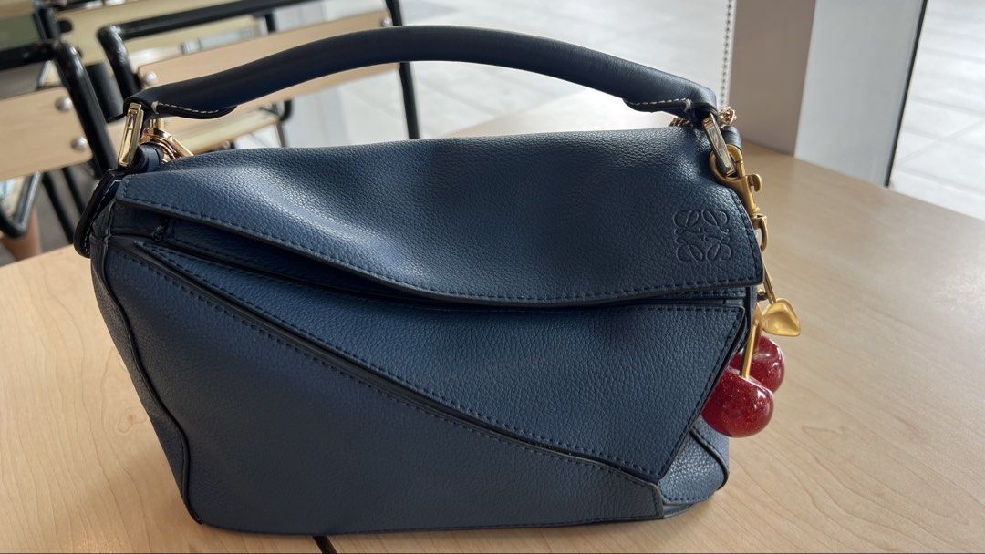 Loewe blue without handle (Category: Luxury Bags & Wallets) located in Pasay City. Submitted by clothesfindph (Listing ID 1466611977, Image 1). Description: .