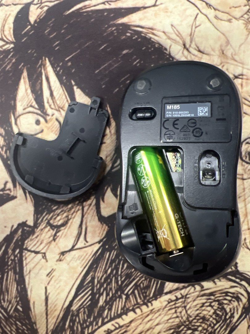 Logitech M185 Mouse （分類：電腦滑鼠及相關產品）位於 Hong Kong。 由 handsoi668 提交（商品編號 1466646927，圖片 3）。簡介： 。