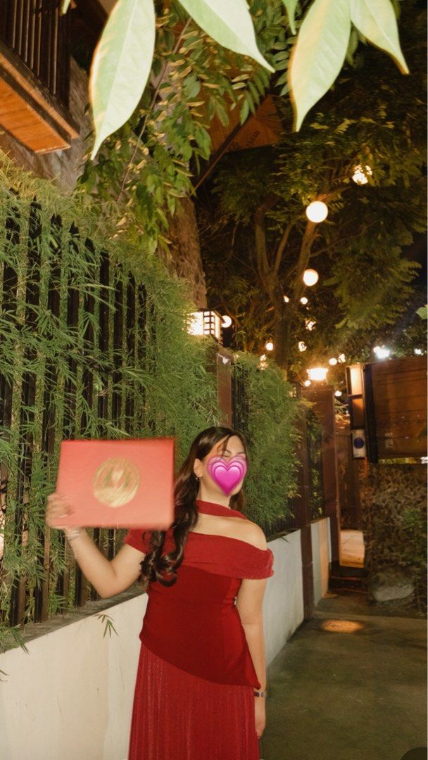 LONG DRESS (Category: Evening dresses & gowns) located in Manila. Submitted by coolwhale.db31b0 (Listing ID 1466617418, Image 2). Description: ❤️ FOR SALE: Red Elegant Long Dress Selling my red off-shoulder long dress ❤️✨ Worn ONCE ONLY for my graduation and still in excellent condition! 👗 Details: * Elegant off-shoulder design * Long, flowy silhouette * Beautiful deep red color * Perfect for graduation, formal events, weddings, or evening occas