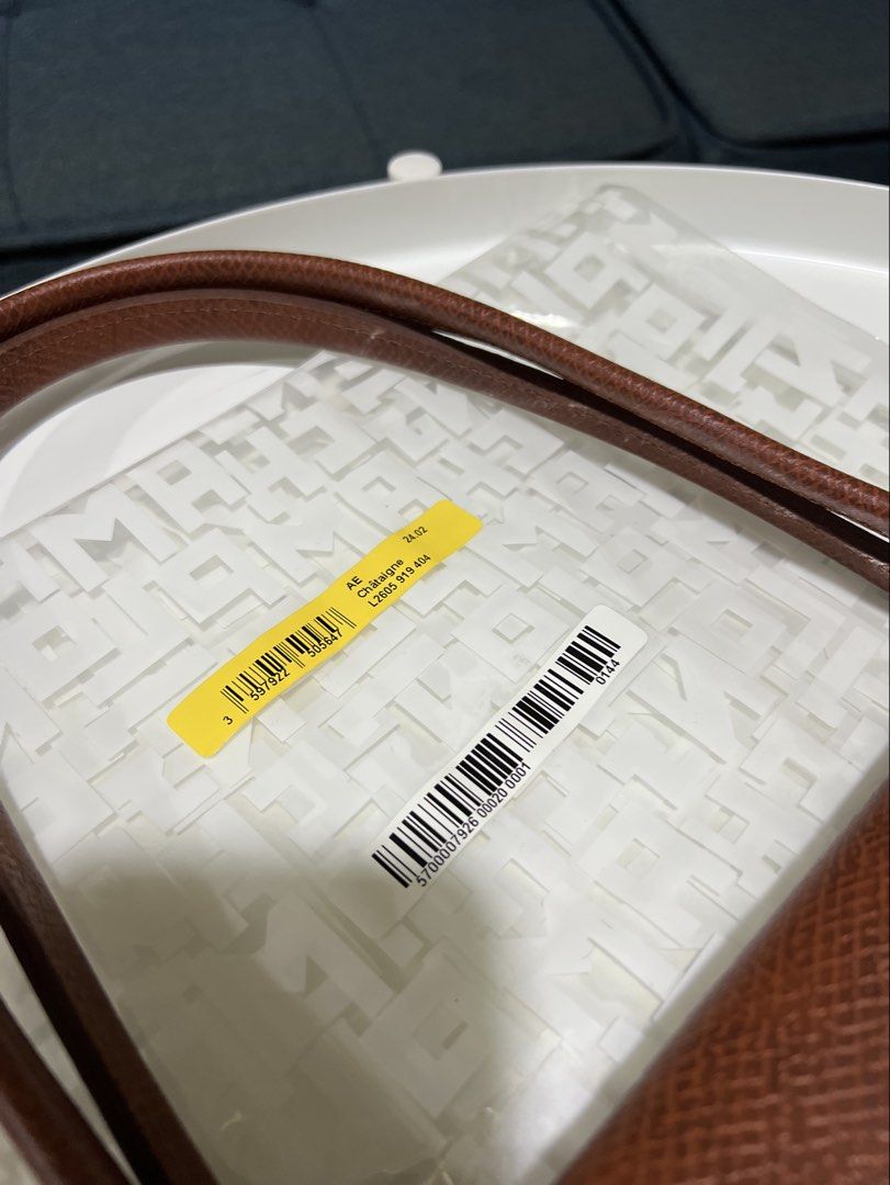 Longchamp Le Pliage Medium Chestnut (Category: Luxury Bags & Wallets) located in Davao. Submitted by bengscloset (Listing ID 1466652706, Image 3). Description: Authentic Longchamp Le Pliage shoulder bag (Model: L2605919404) Color: Châtaigne (CHESTNUT) Condition: Excellent like new Bought from Rustans Makati 📌 No rush shipping. 📦 Shipping fee c/o buyer. 📍Davao City 💌 Feel free to message me for additional photos/details. Thank you for checking