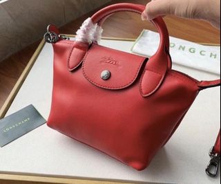 （分類：）位於 。 由 scarletteyer 提交（商品編號 1466773457，圖片 1）。簡介： 。