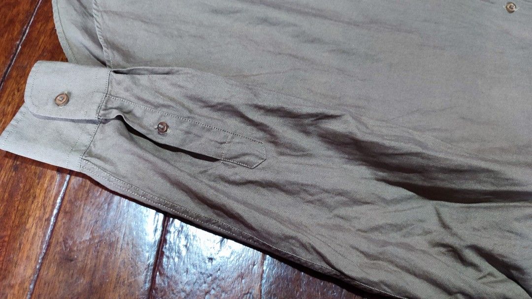 LONGSLEEVE (Category: Tshirts & Polo Shirts ) located in Manila. Submitted by sepjidawn (Listing ID 1466628927, Image 3). Description: L0NGSLEEVE conditions: 9,5/10 size: up to medium color: medium brown shade ⏹️PRICE; 149 🟡pang casual/office/school outfit 🟡quality tela 🟡goods for medium body frame 🟡4x used only sa mga event 🟡color may be varie due lightning 🟡UGALIIN BASAHIN ANG BUONG DETAILS WAG MASYADO EXCITED 🟡NO RETURN POLICY UNA HND A
