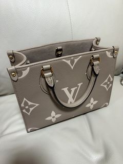 （分類：）位於 。 由 suzannesss 提交（商品編號 1466722242，圖片 1）。簡介： 。