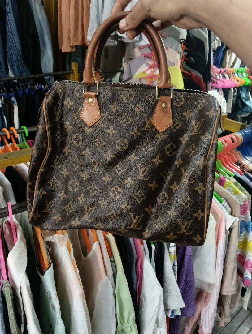 Louis Vuitton speedy 30 (Category: Luxury Bags & Wallets) located in Zamboanga. Submitted by nurjim_hajim (Listing ID 1466592164, Image 2). Description: excellent condition.