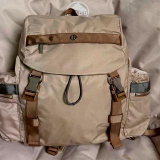 （分類：）位於 。 由 treyhickle 提交（商品編號 1466644072，圖片 1）。簡介： 。